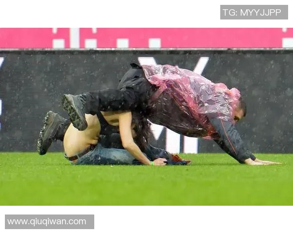 欧美足球运动员漏鸟事件揭秘背后的真相与影响分析